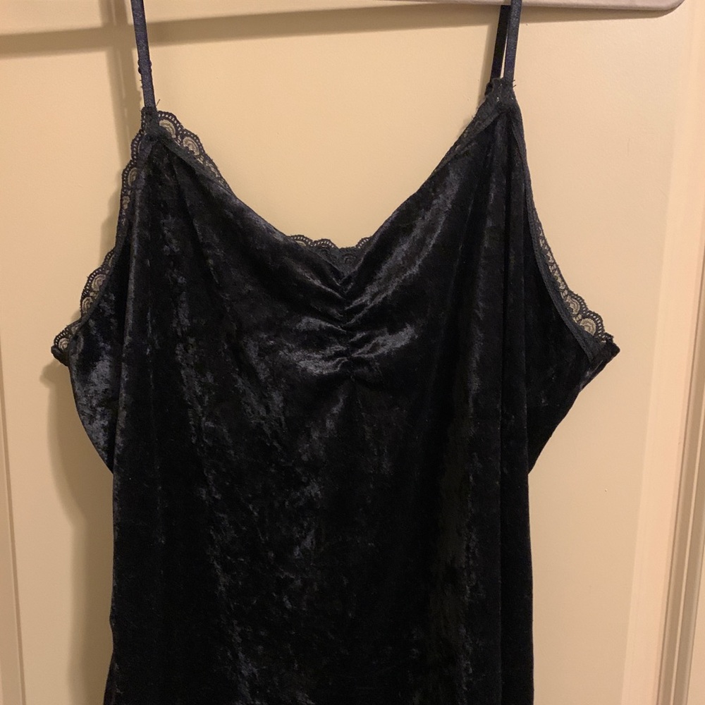 Thalia Sodi Black velvet tank top